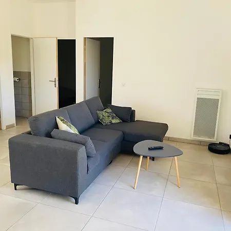 La Grande Escale Des Brias Holiday home *