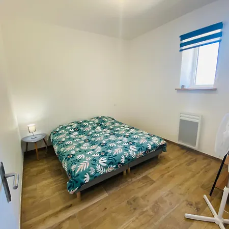 La Grande Escale Des Brias Holiday home *